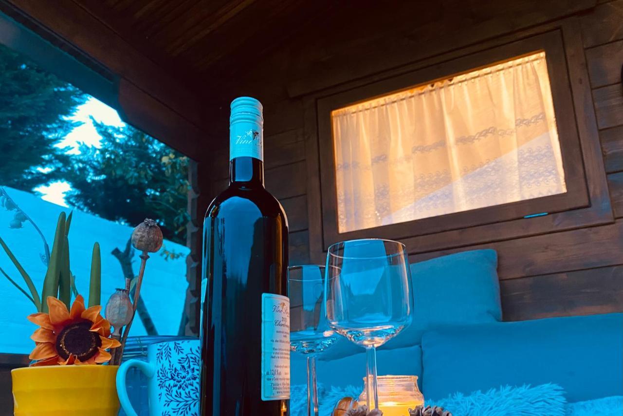 Chatky Daniel-Mikulov, A Private Campsite Just For You Zewnętrze zdjęcie